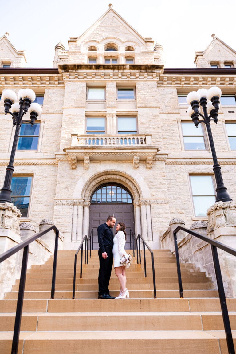 courthouse elopement photographer